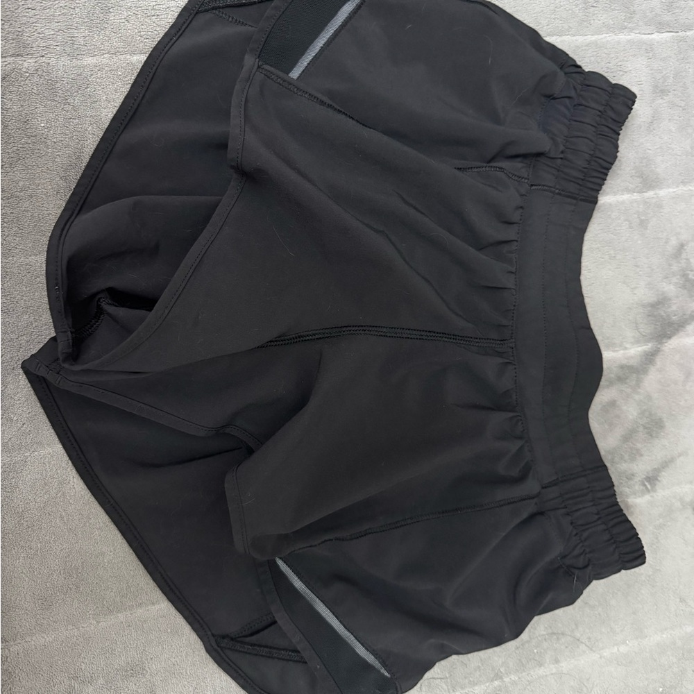 Black lululemon hotty hot shorts 2” inseam low rise